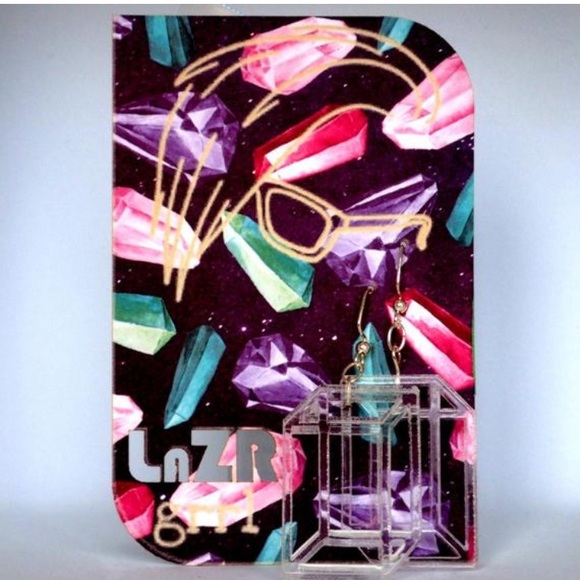 Transparent Prism Earrings - Tetragonal Lucite - Picture 3 of 7